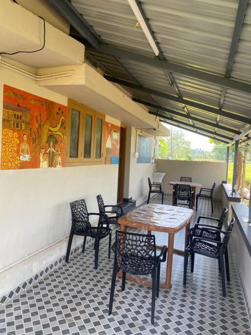 Heal Hive Homestay ปาลักกัด ภายนอก รูปภาพ
